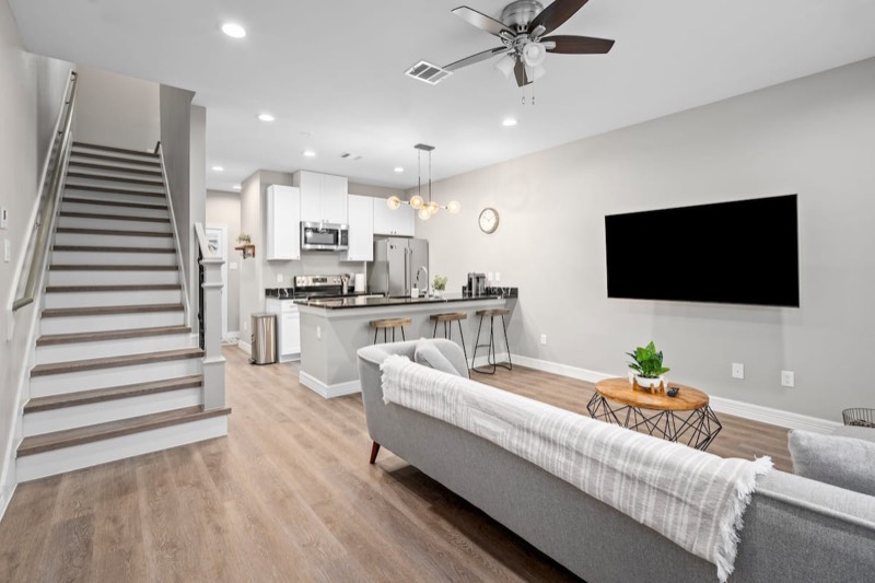 Two-story modern townhome in Houston