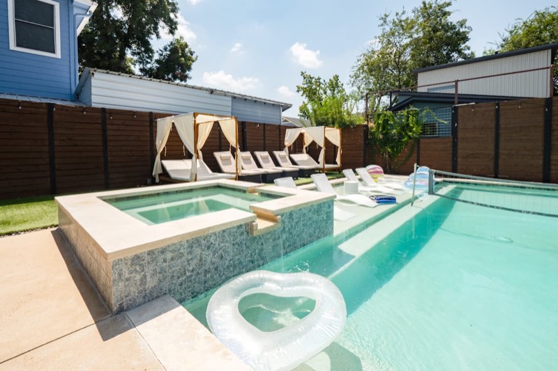 Modern Austin home with pool and spa